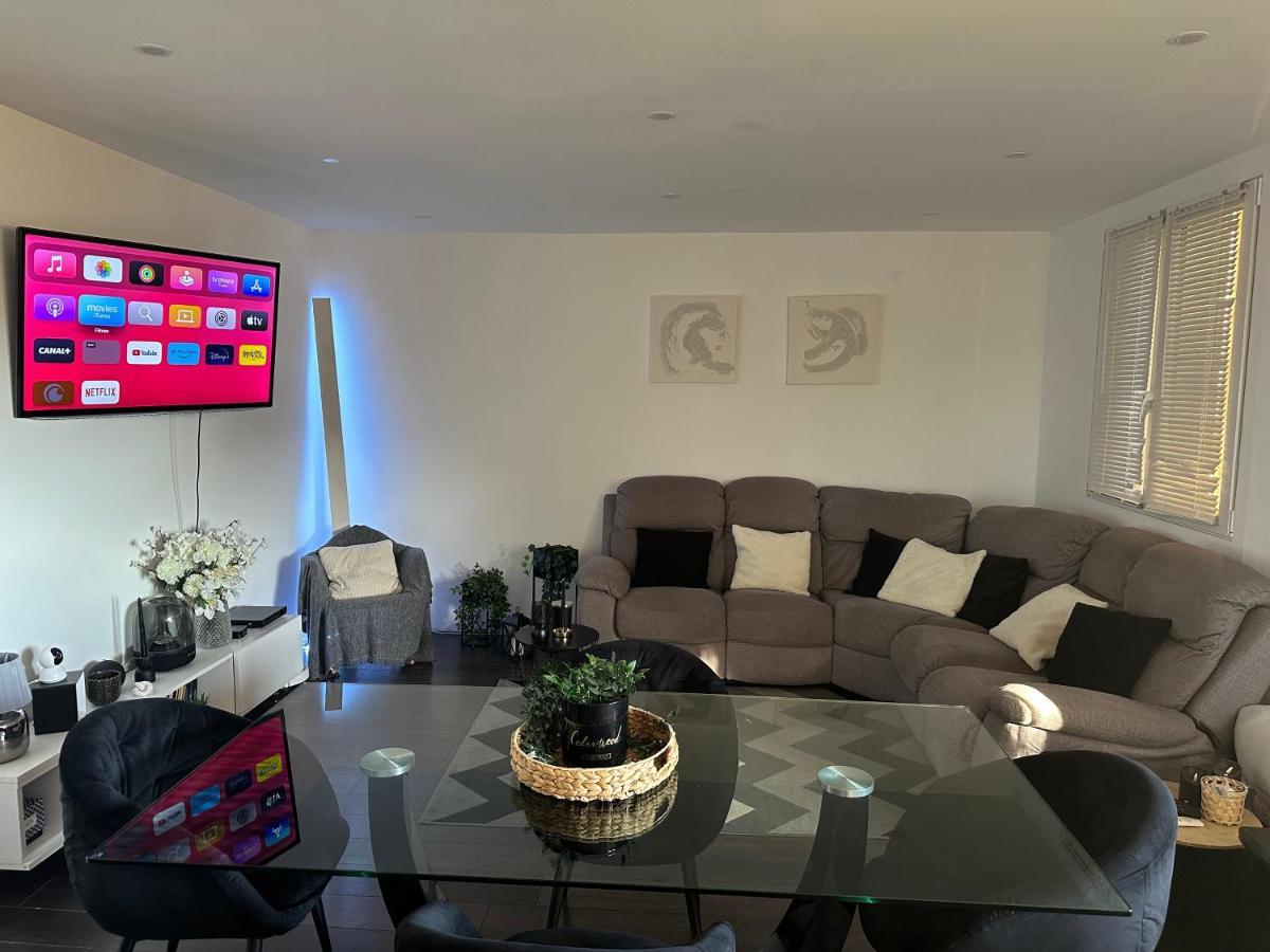 Privat In Private Security With Free Parking, 1 Minute From Tramway, 9 Minutes From De Center, Accessible Transports * Nizza