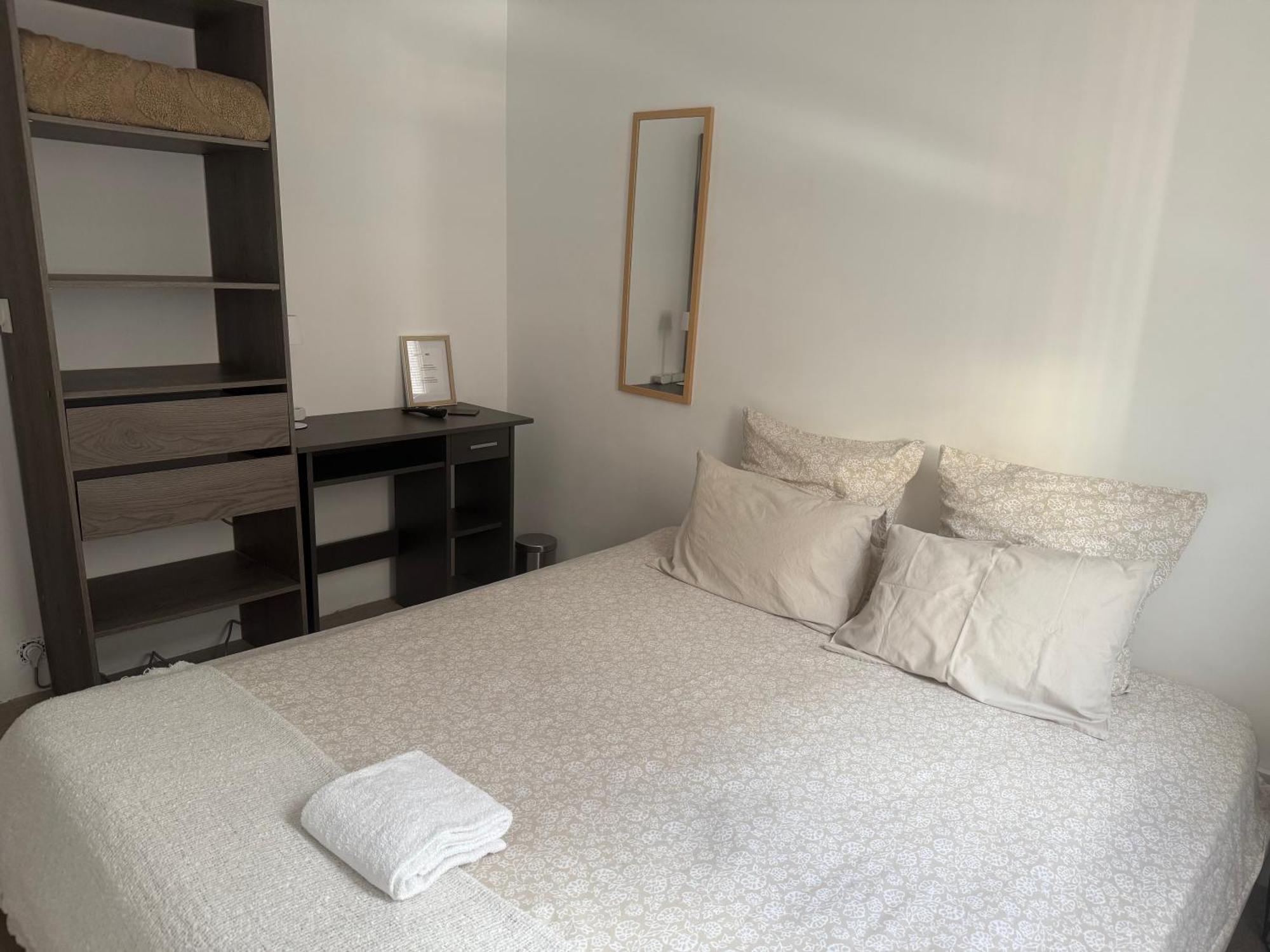 Privat In Private Security With Free Parking, 1 Minute From Tramway, 9 Minutes From De Center, Accessible Transports * Nice